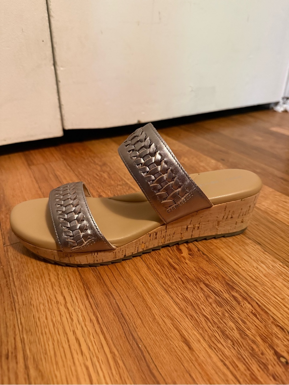 Easy Spirit Metallic Woven Double-Strap Wedge Sandals - gold - Picture 4 of 8